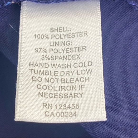 Design Lab Women’s 1 Piece Shorts Jumpsuit Romper L Navy Blue Sleeveless V-Neck - Picture 12 of 14